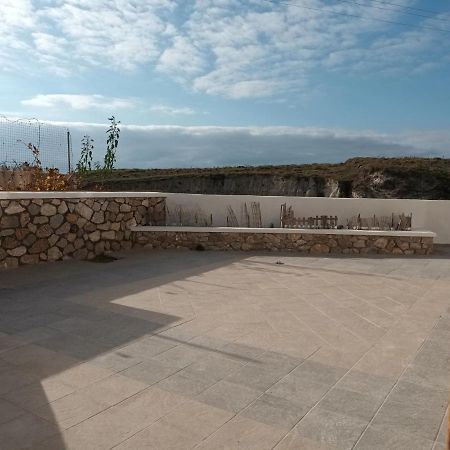 Woodstone Studios & Apartments Santorini Pírgosz Kültér fotó