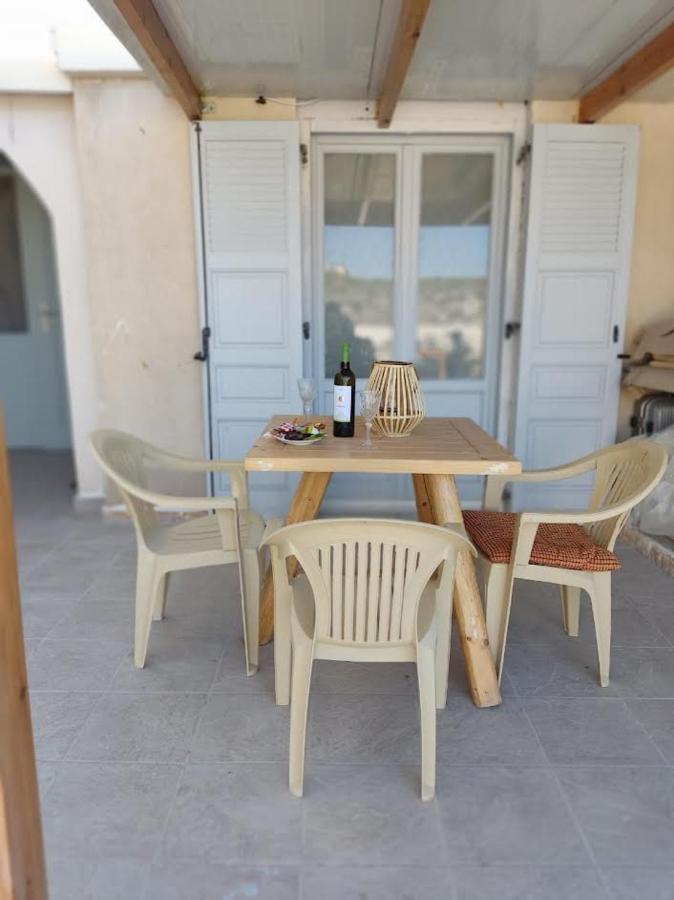 Woodstone Studios & Apartments Santorini Pírgosz Kültér fotó